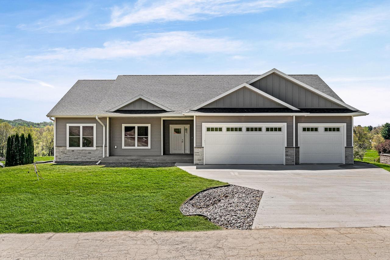 W3773 Southern Dr, Hamilton, WI 54669
