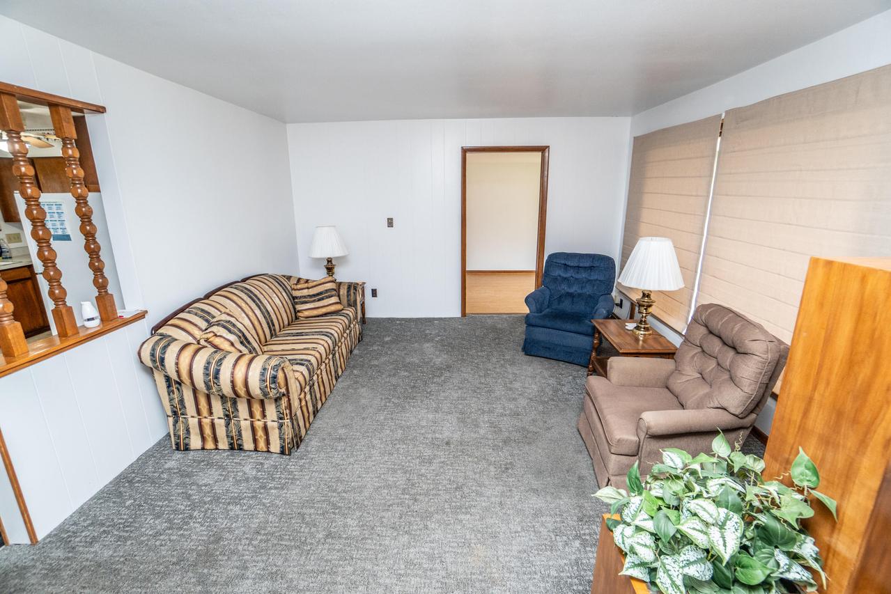 325 W Dodge St, Port Washington, WI 53074