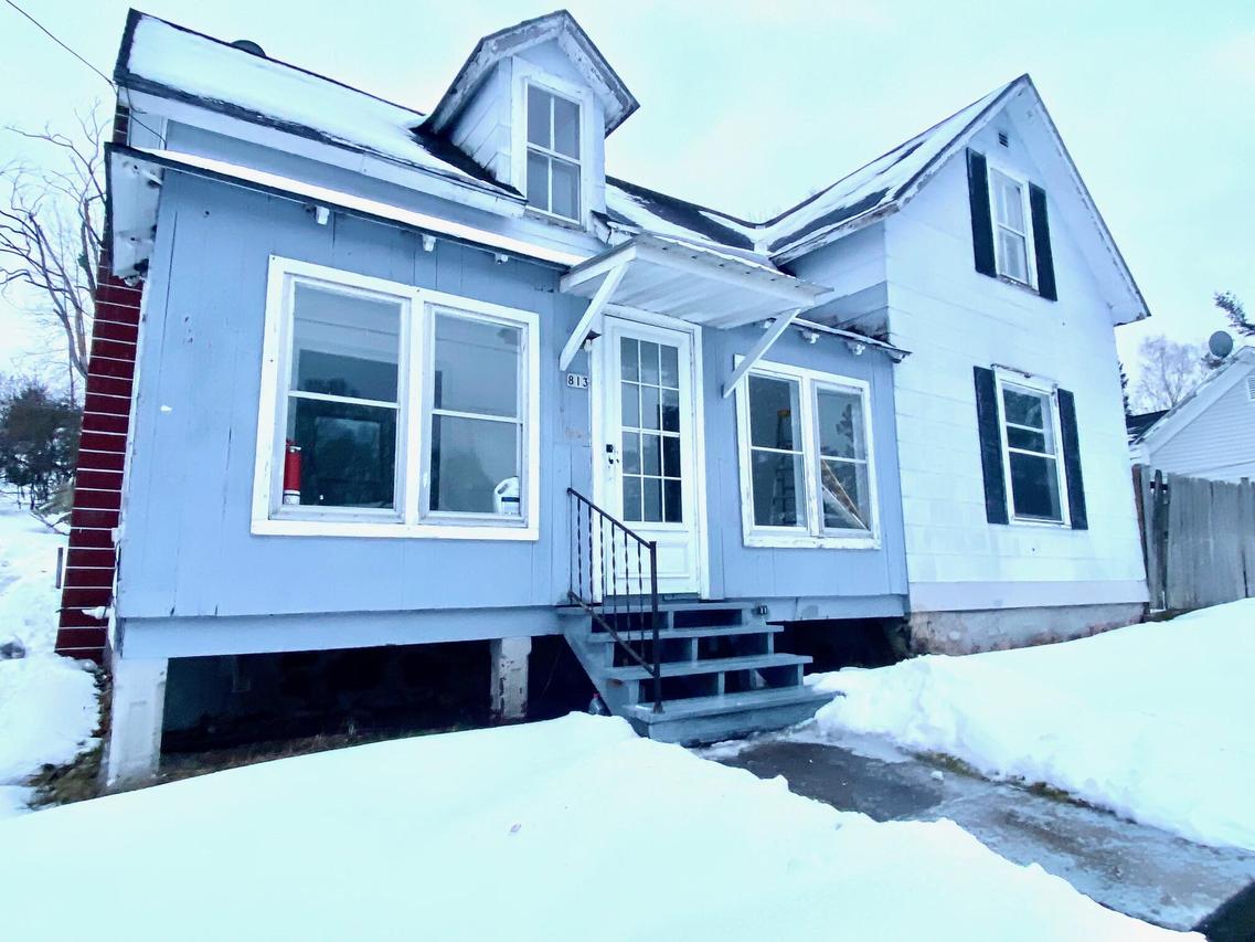 813 Tyler Ave, Wausaukee, WI 54177