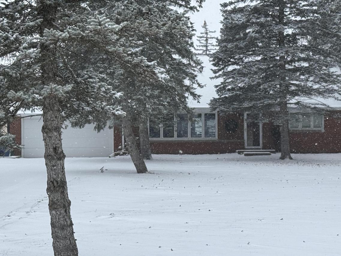 9601 S Shepard Ave, Oak Creek, WI 53154