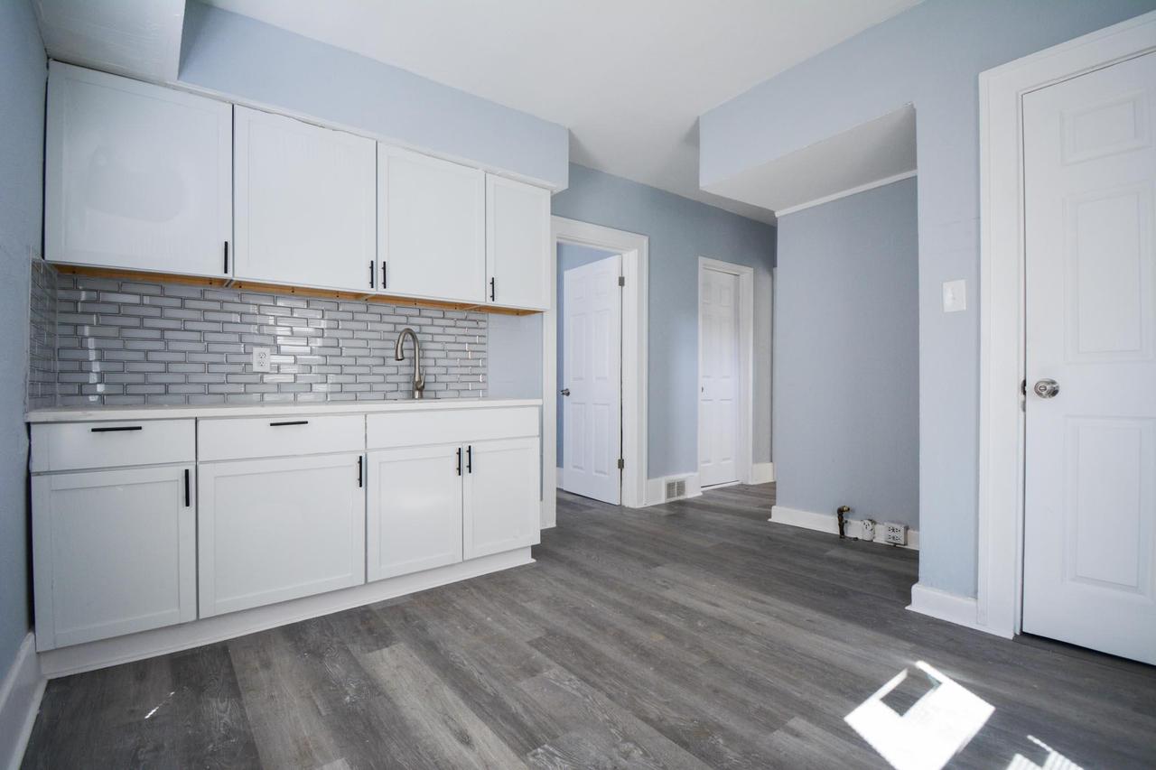 2172 W Forest Home Ave, Milwaukee, WI 53215