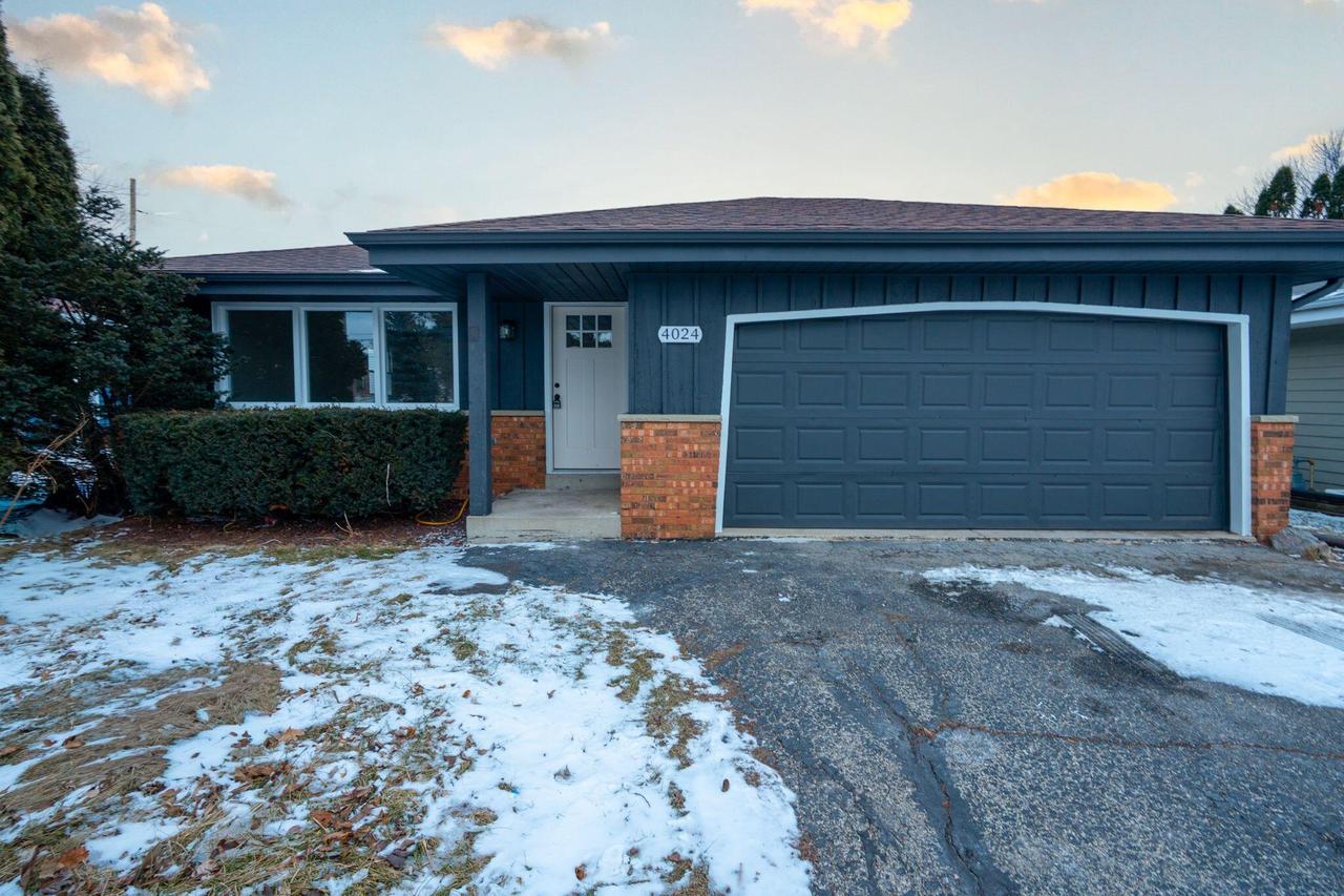 4024 S 92nd St, Greenfield, WI 53228