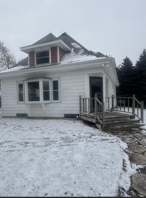 14703 Washington Ave, Union Grove, WI 53182