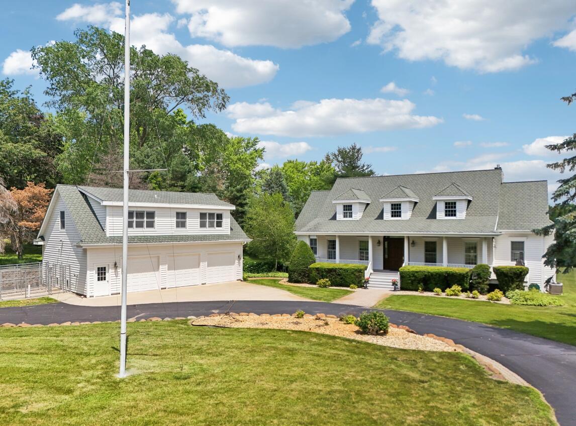 N1474 Fontana Ridge, Fontana, WI 53125