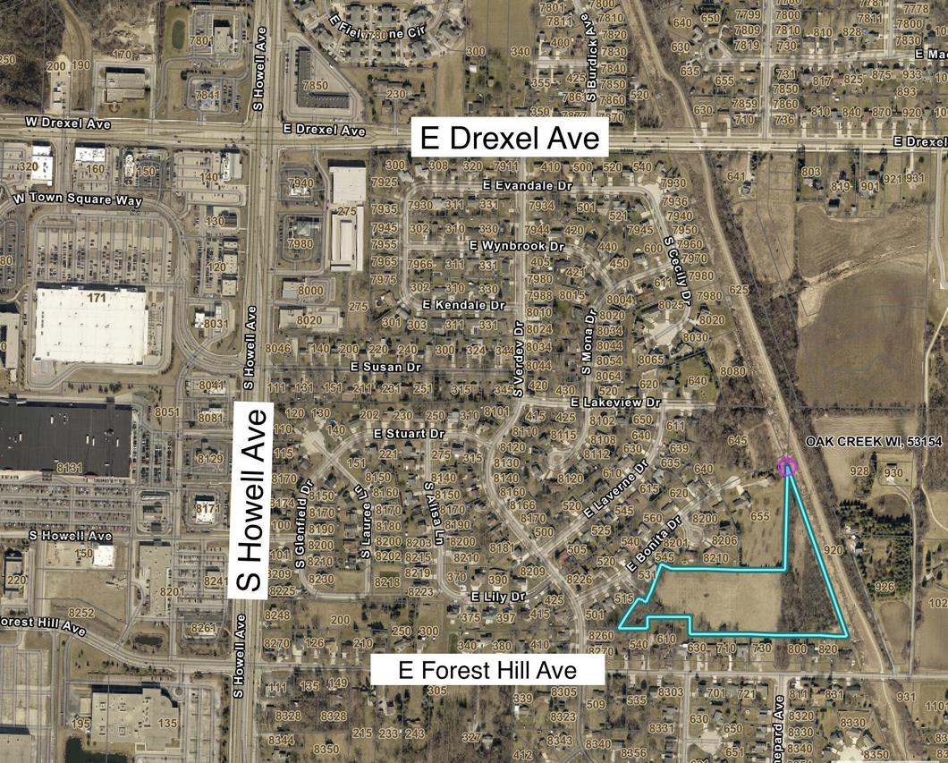 640 E Darcy Dr, Oak Creek, WI 53154