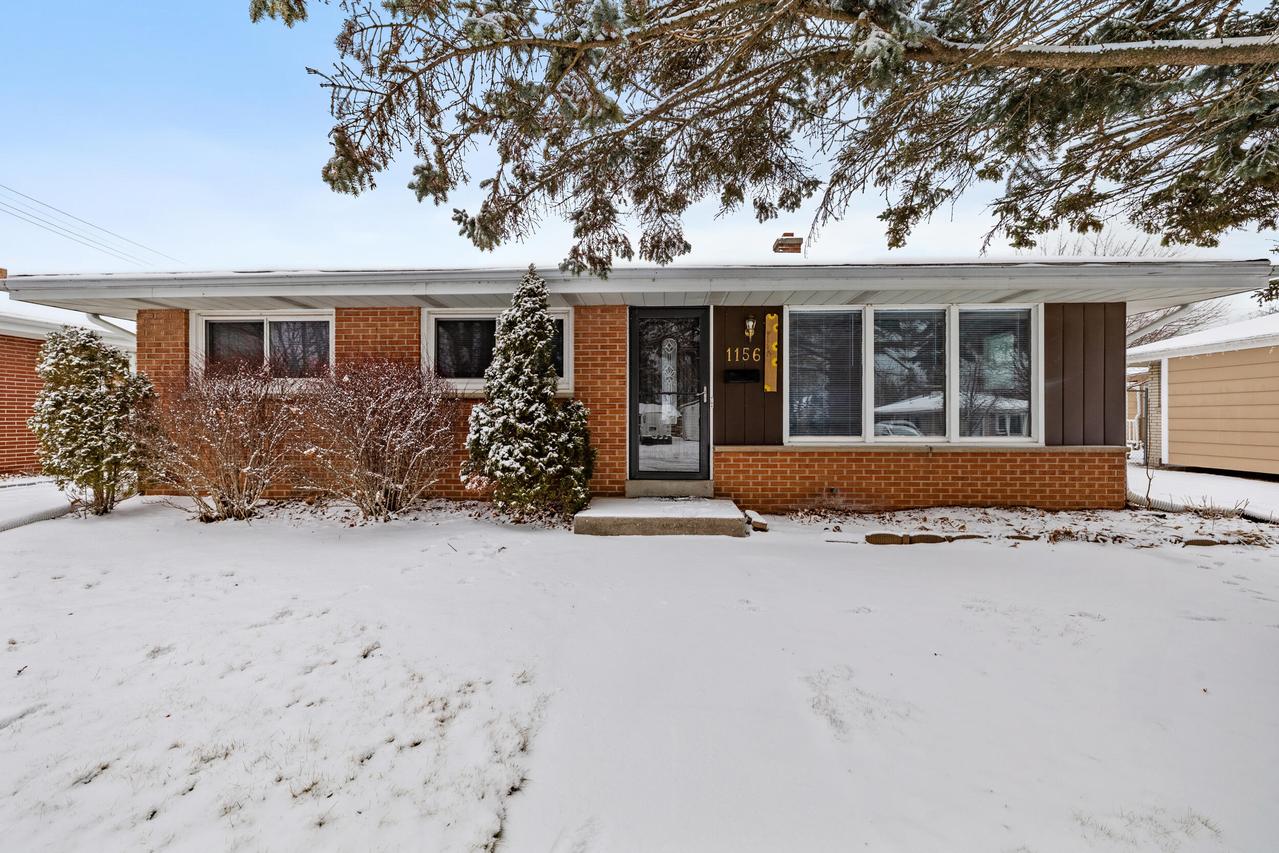 1156 Orchard Dr, Sheboygan, WI 53081