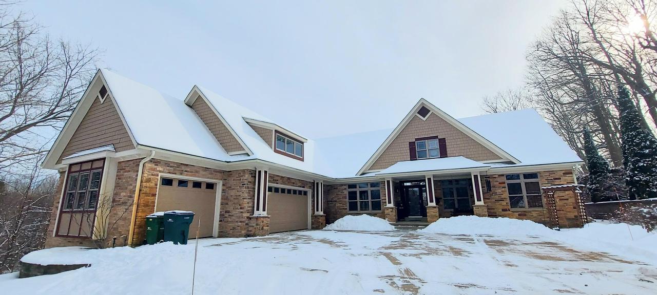 4451 Hartstone Dr, Polk, WI 53086