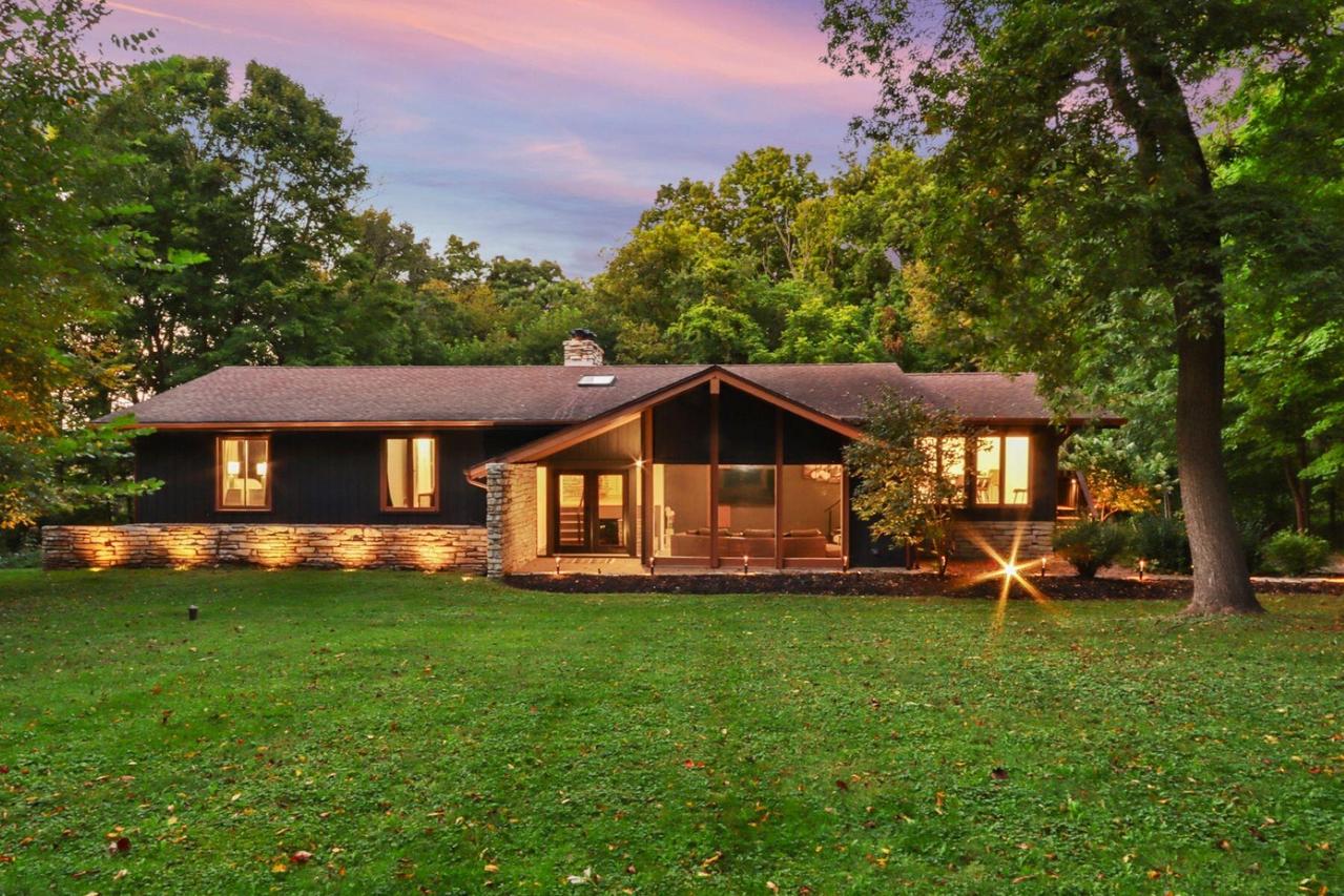 W3552 Wildwood Dr, Geneva, WI 53147