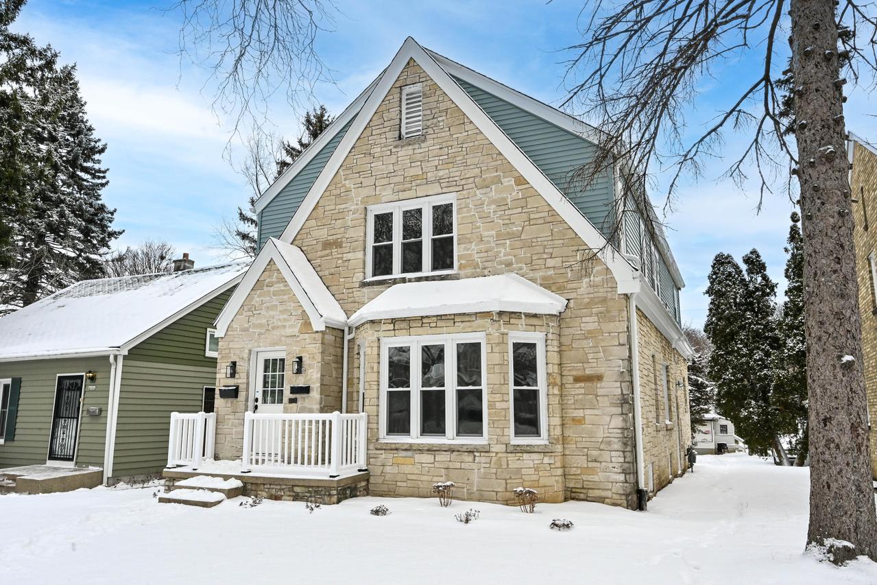 4640 W Scranton Pl #4642, Milwaukee, WI 53216