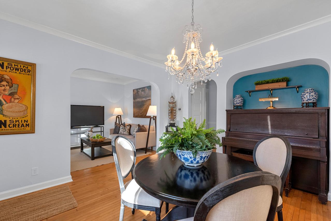 1926 E Bennett Ave, Milwaukee, WI 53207