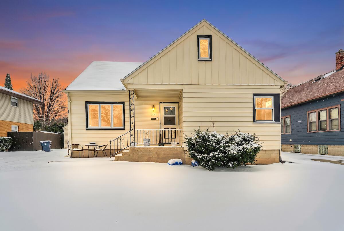 2719 S 71st St, Milwaukee, WI 53219