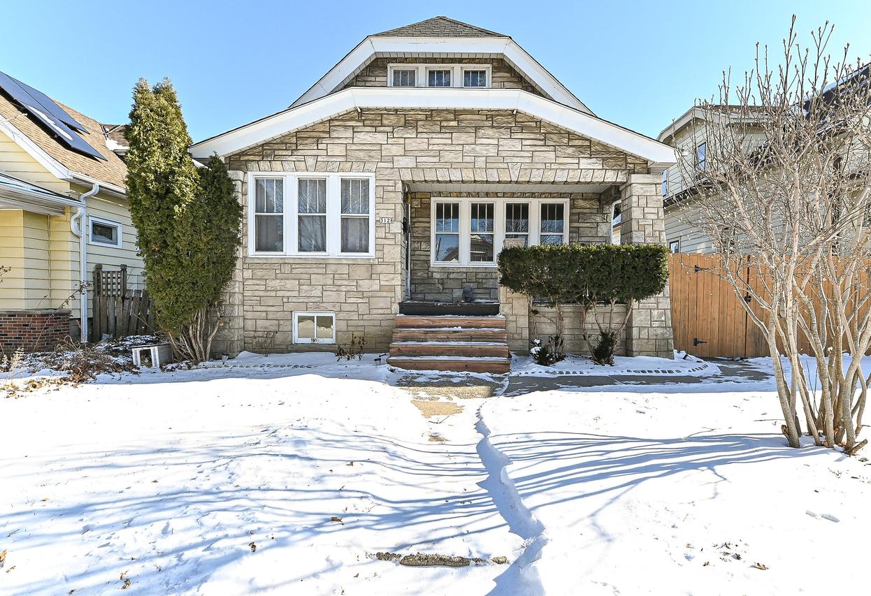 3128 S 9th Pl #3128A, Milwaukee, WI 53215