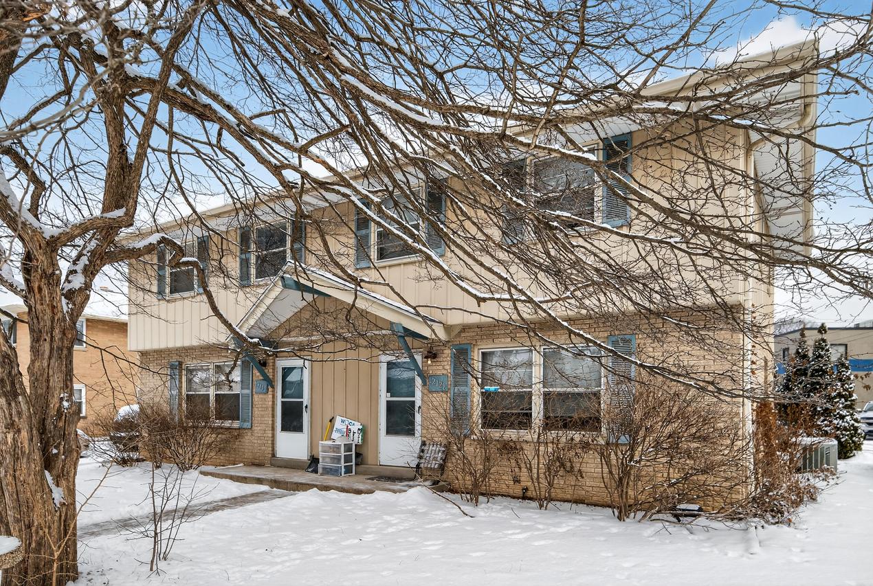 12128 W Dearbourn Ave #12130, Wauwatosa, WI 53226