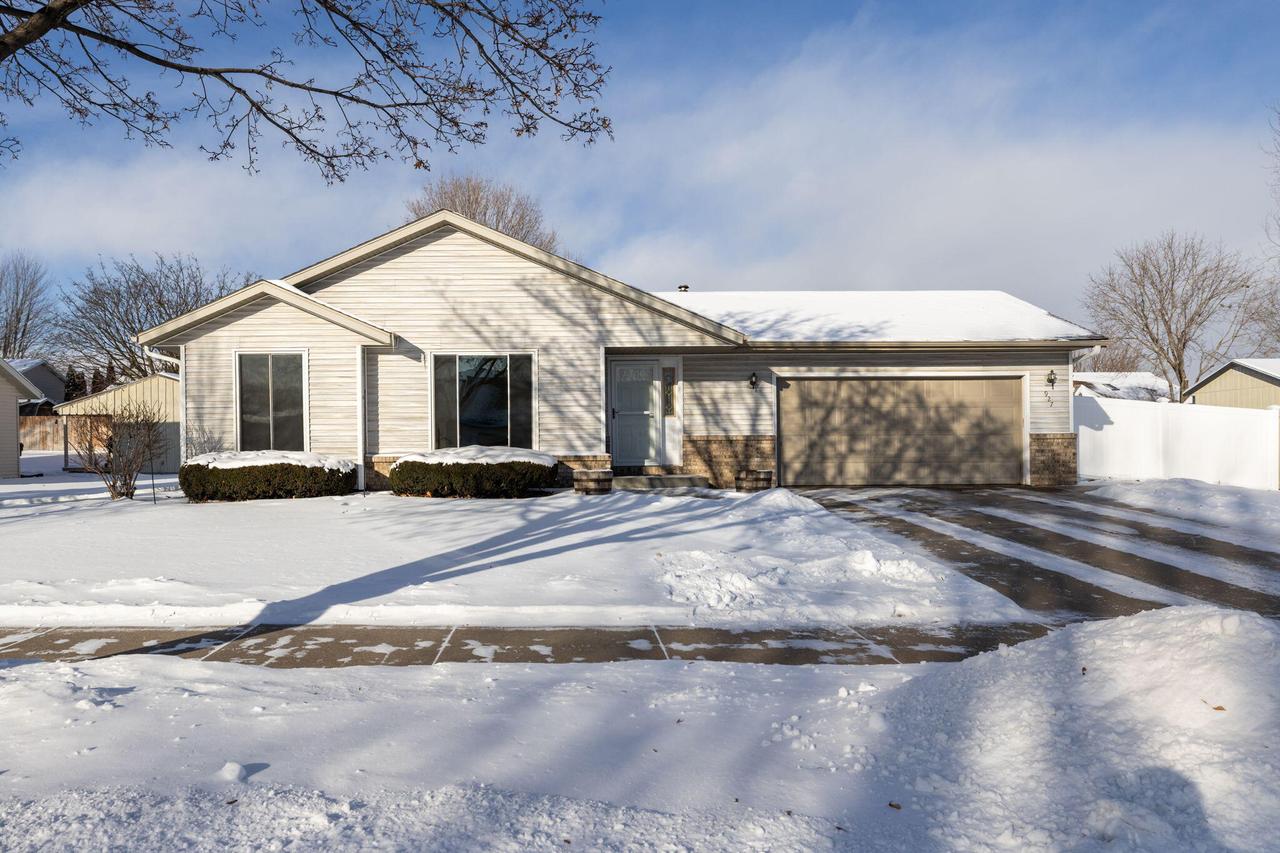 927 Streblow St, Onalaska, WI 54650