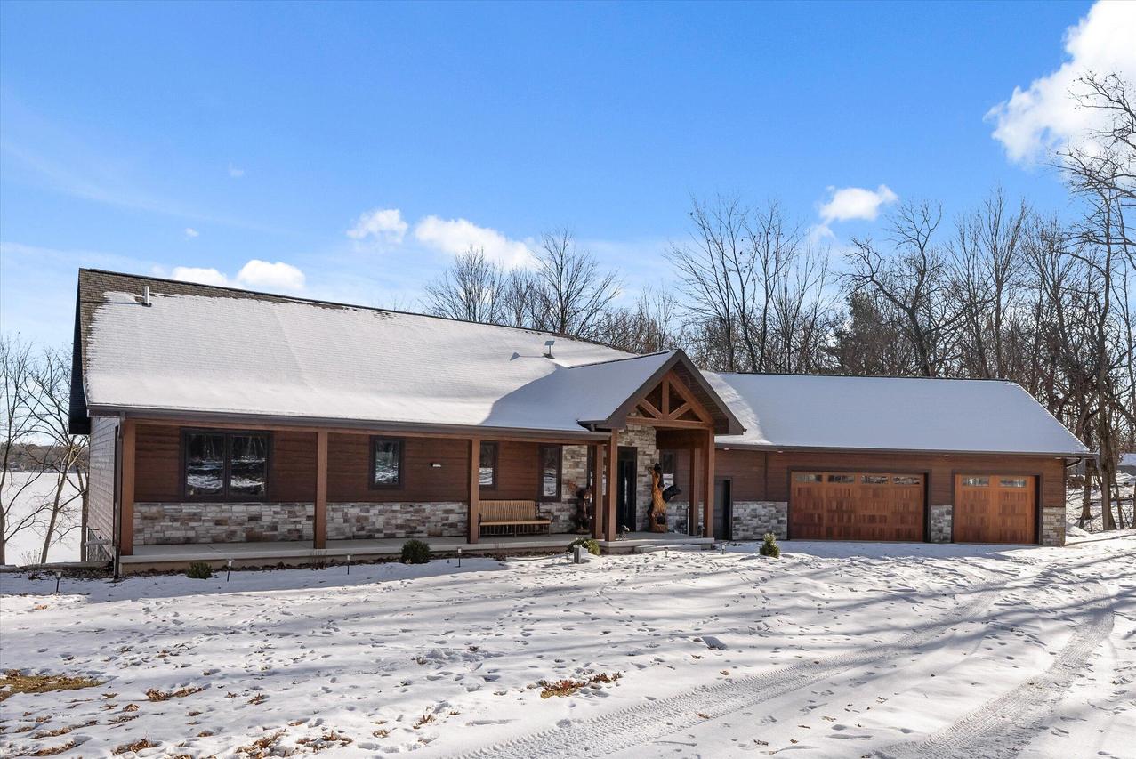 W5053 Wilson Rd, Springwater, WI 54981