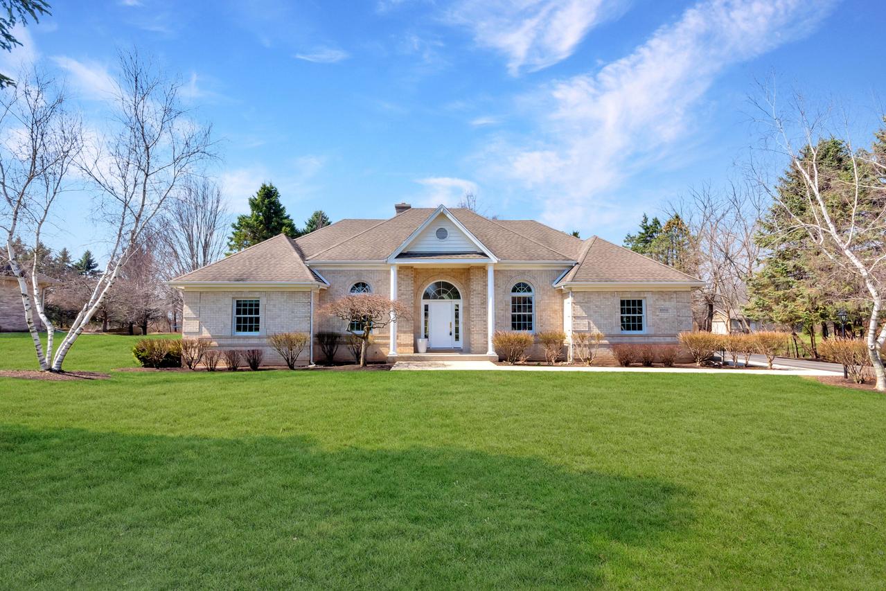 8950 371st Ave, Randall, WI 53181