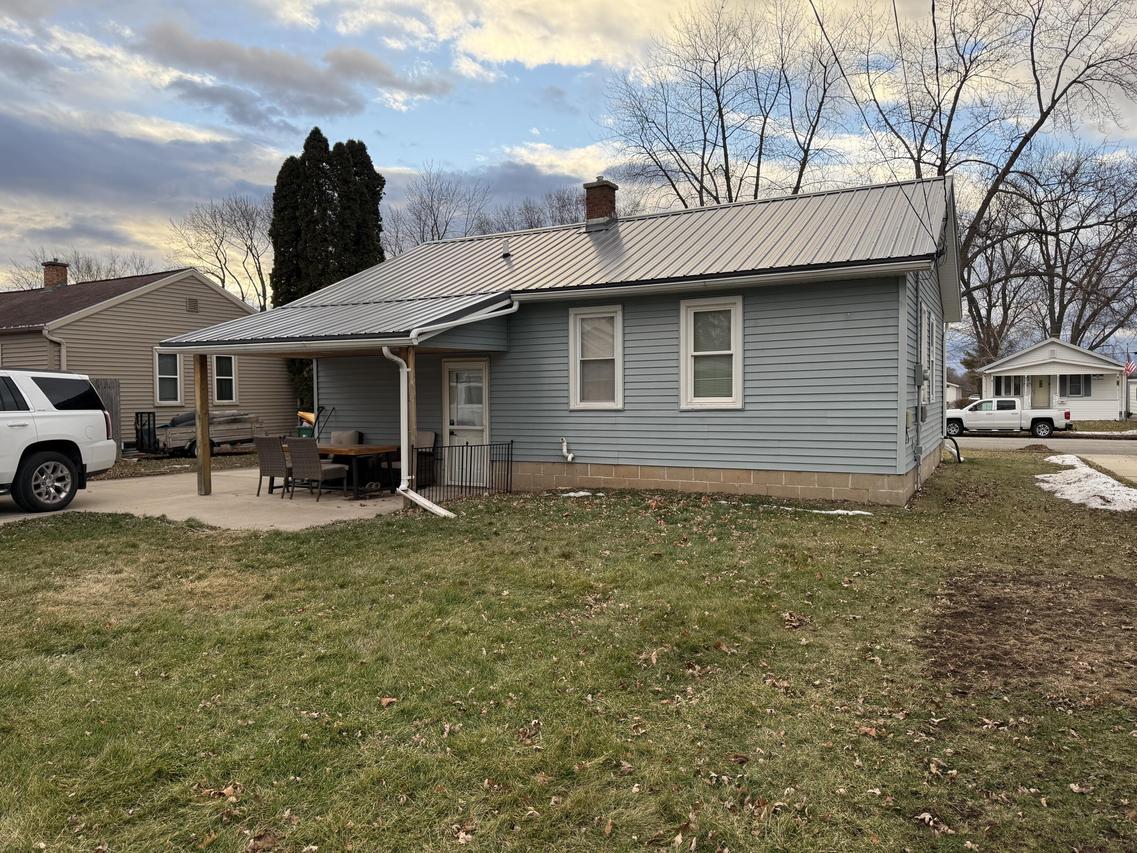 277 Wilson Ave, Fond Du Lac, WI 54935