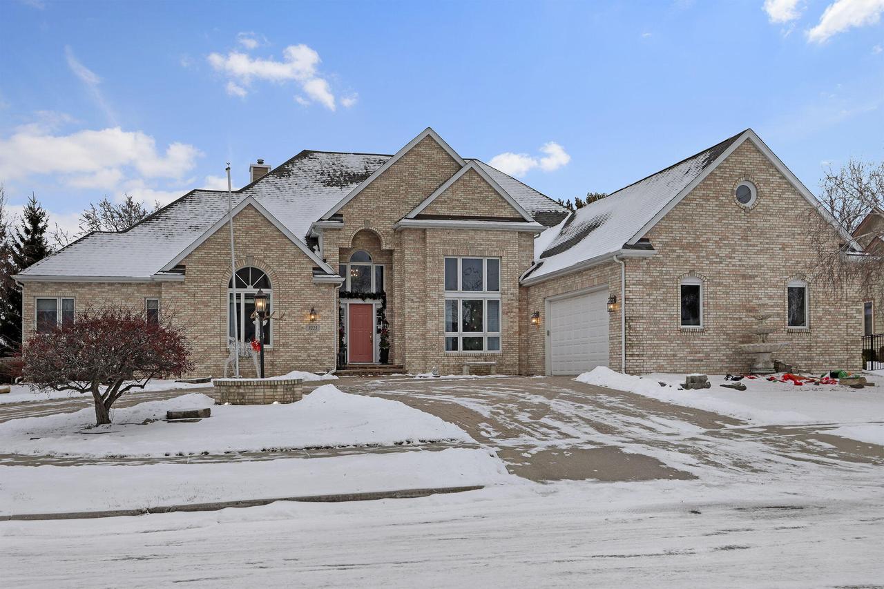 3223 13th Pl, Kenosha, WI 53144