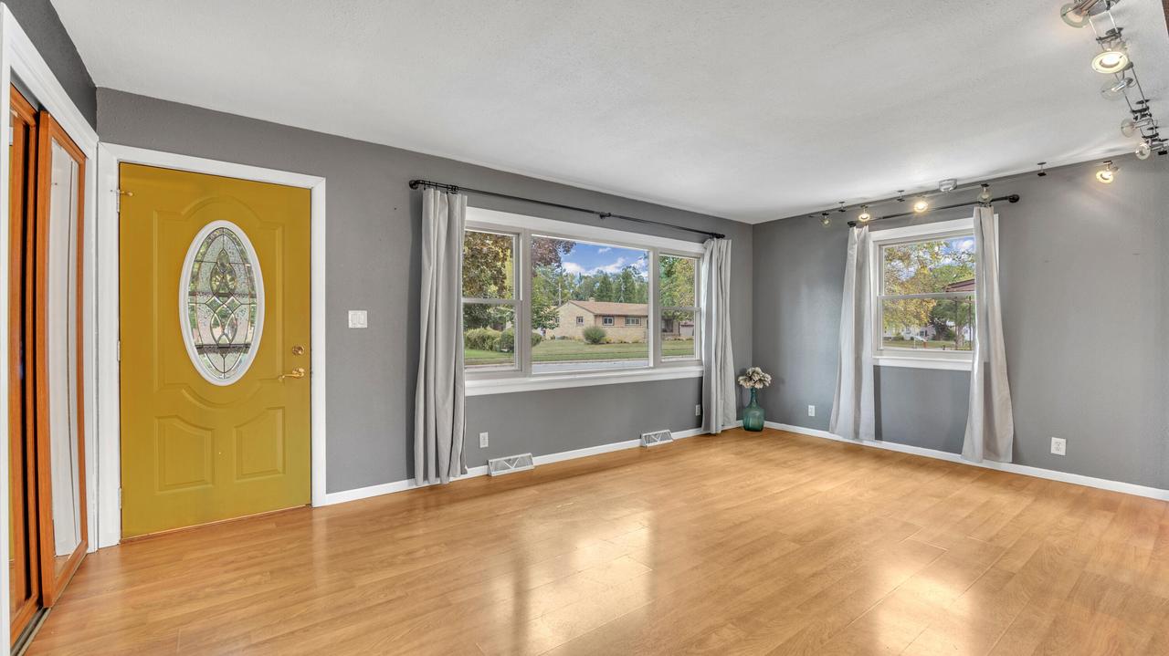 521 Prospect Ave., Sheboygan Falls, WI 53085