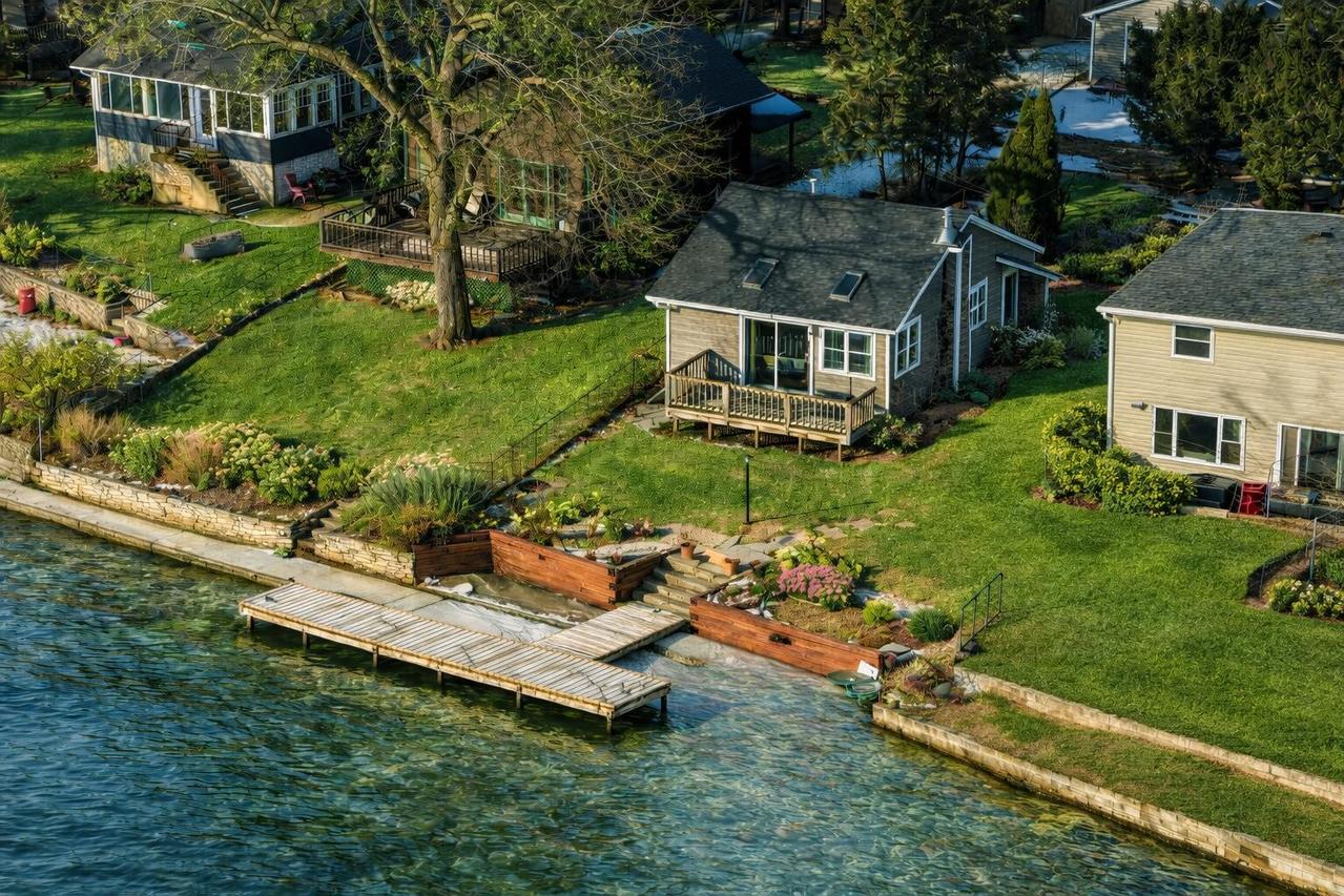 6436 Channel Rd #6436A, Waterford, WI 53185