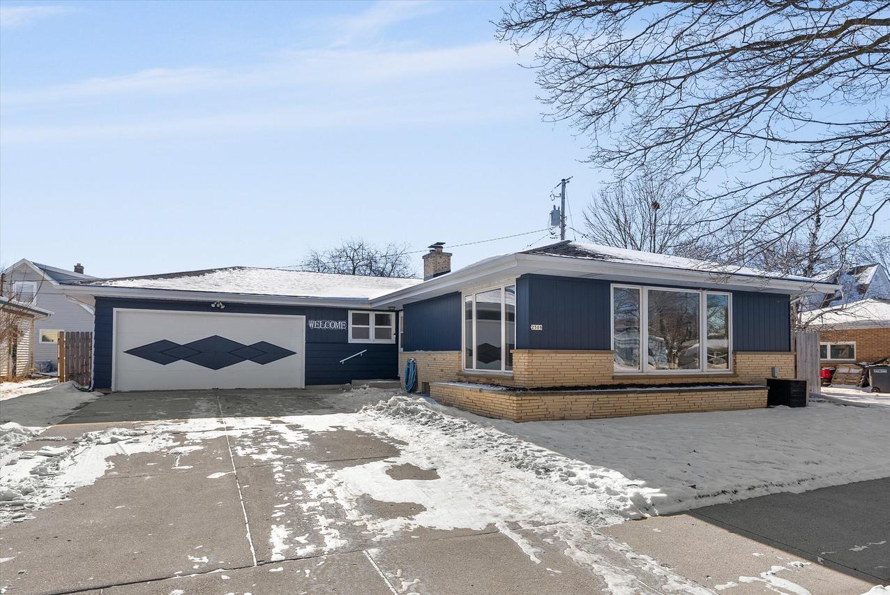 2509 Saemann Ave, Sheboygan, WI 53081