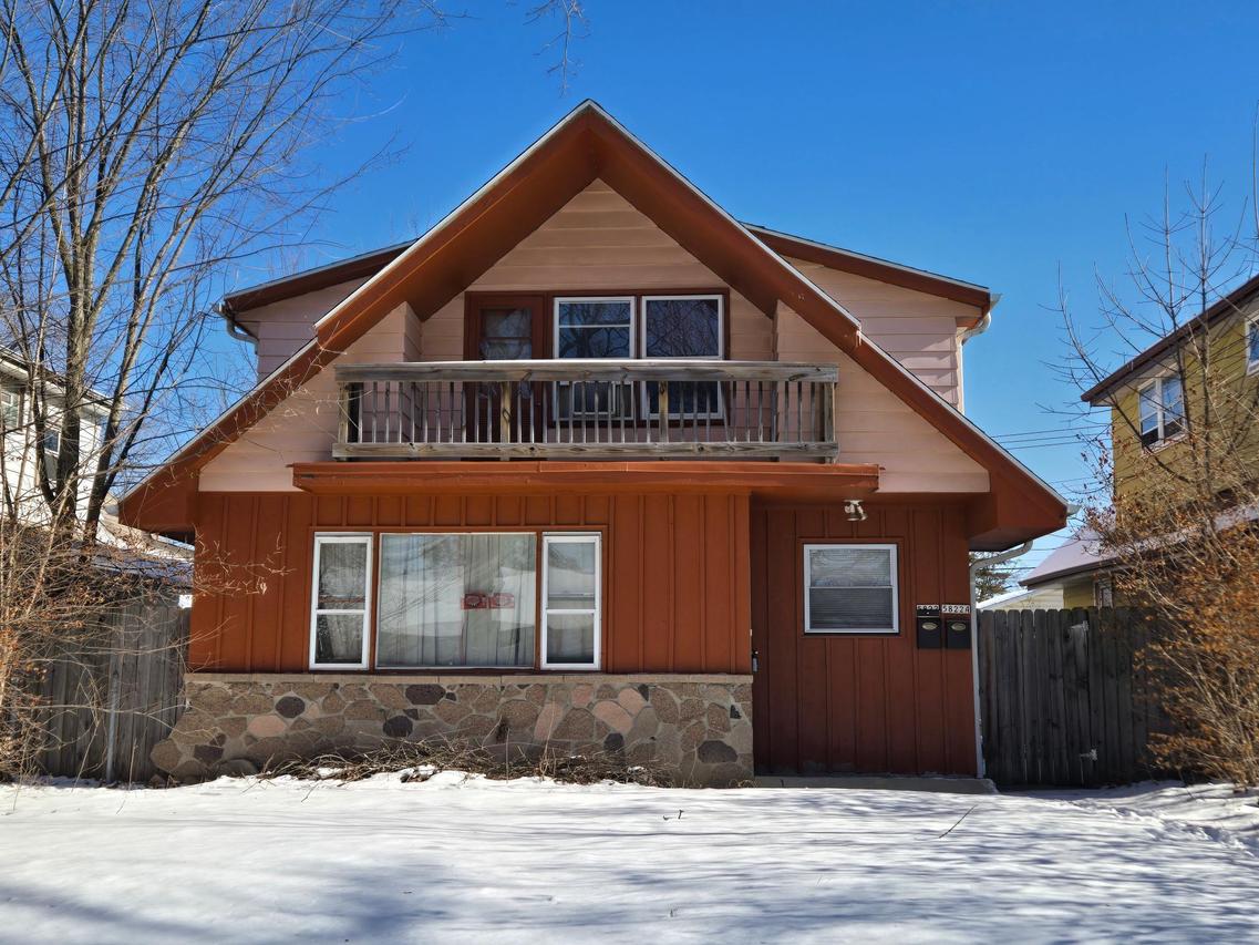 5822 N 92nd St, Milwaukee, WI 53225