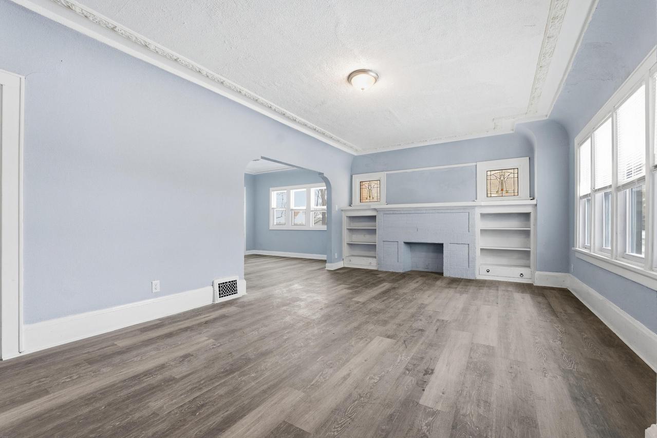 2875 N 50th St #2877, Milwaukee, WI 53210