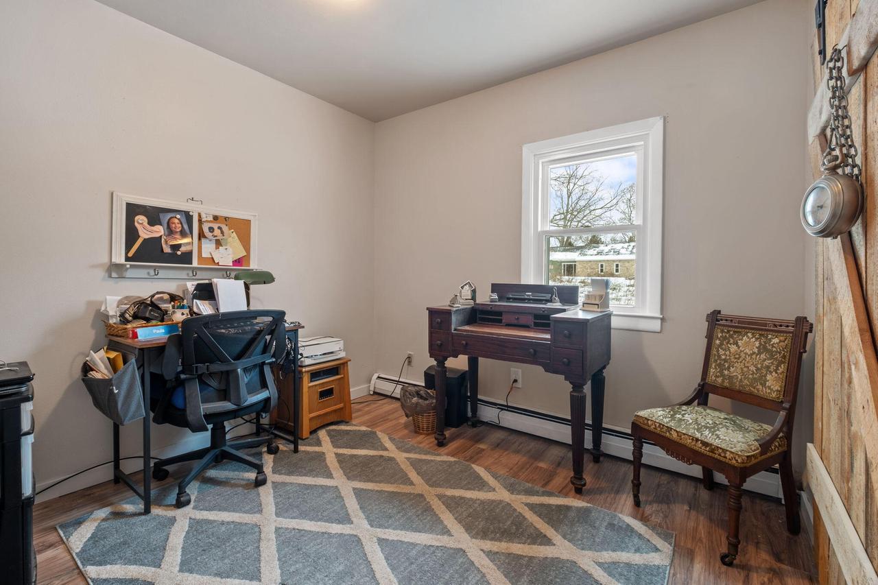 6151 S Miller Ln, New Berlin, WI 53146