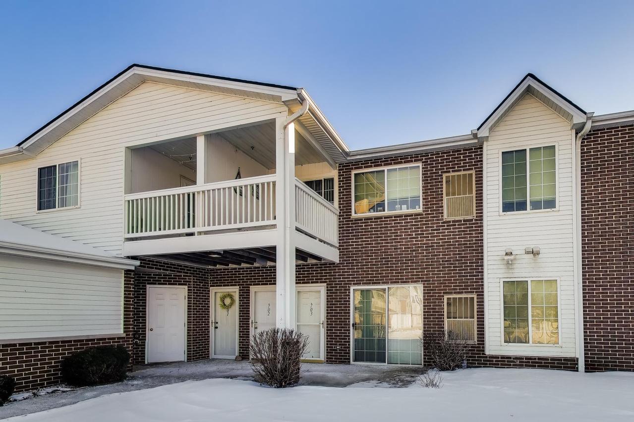 2825 11th Pl #703, Somers, WI 53140