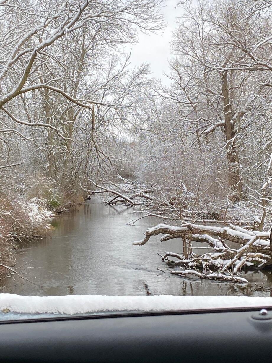 N6282 N River Heights, Plymouth, WI 53073