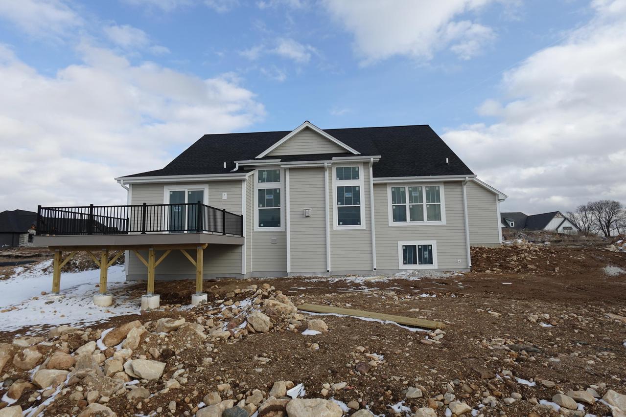 W259N5789 Apple Cider Ct, Lisbon, WI 53089