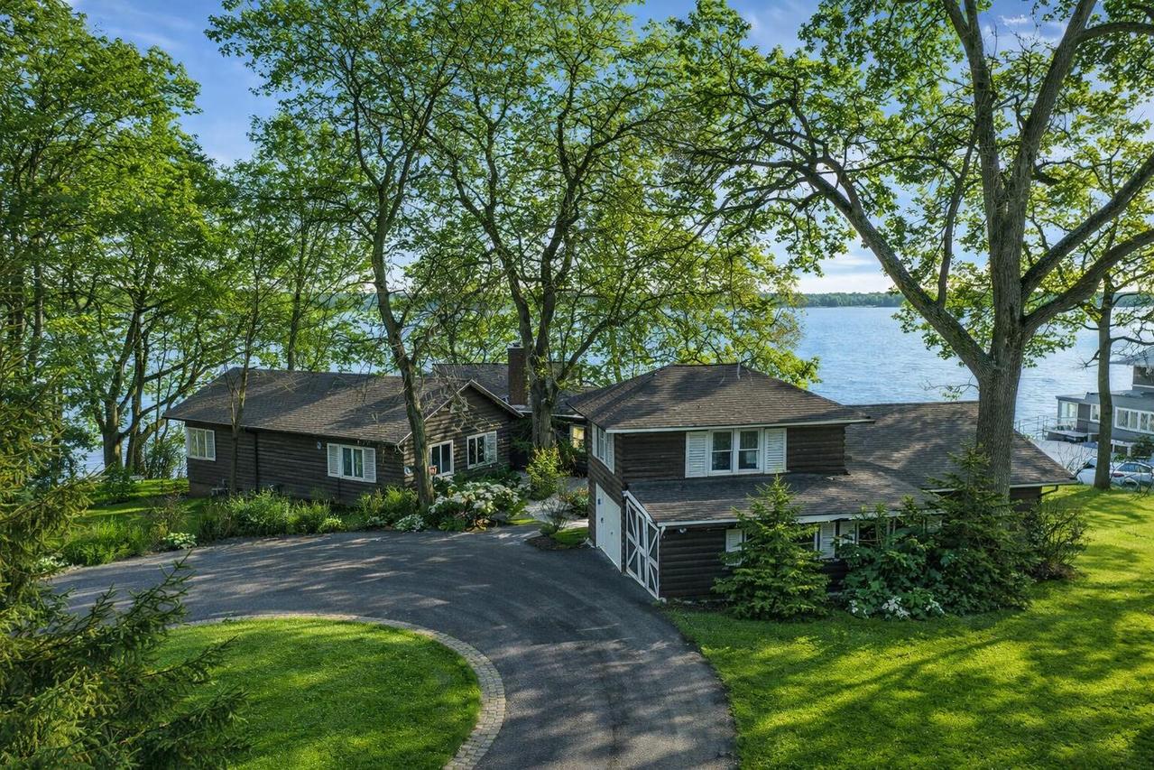 2304 North Shore, Delavan, WI 53115