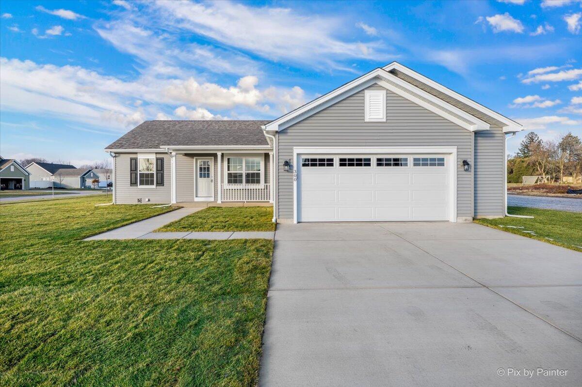 300 Savannah Dr #Lt35, Walworth, WI 53184