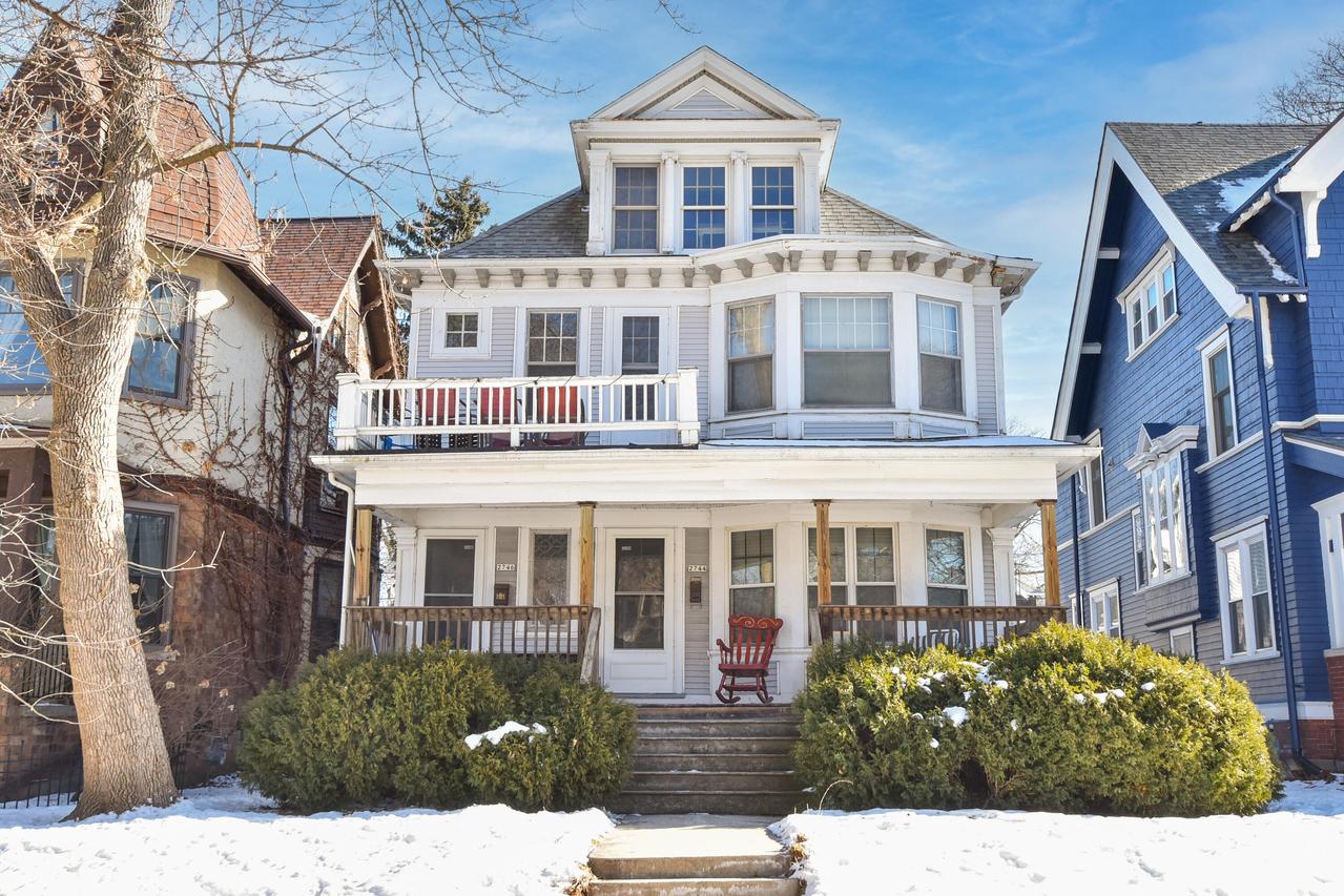 2744 N Stowell Ave #2746, Milwaukee, WI 53211