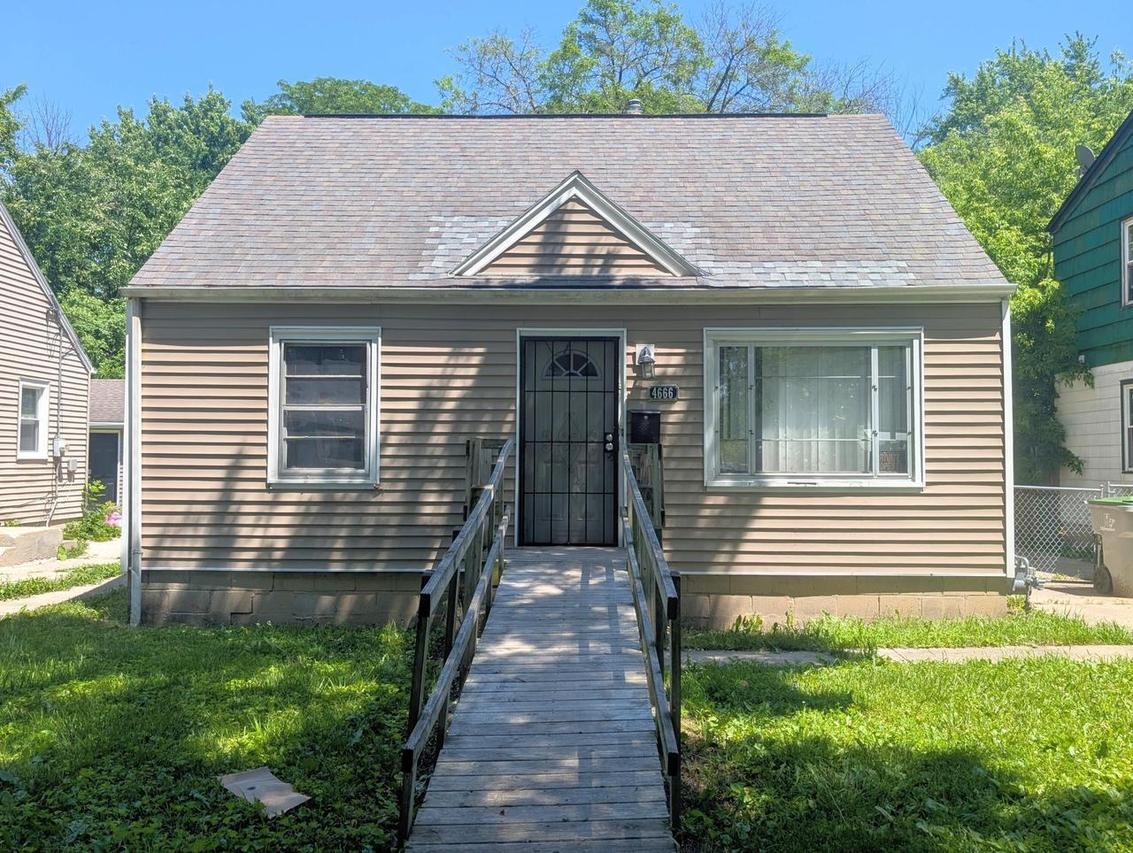 4666 N 46th St, Milwaukee, WI 53218
