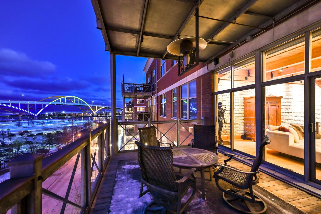 541 E Erie St #514, Milwaukee, WI 53202