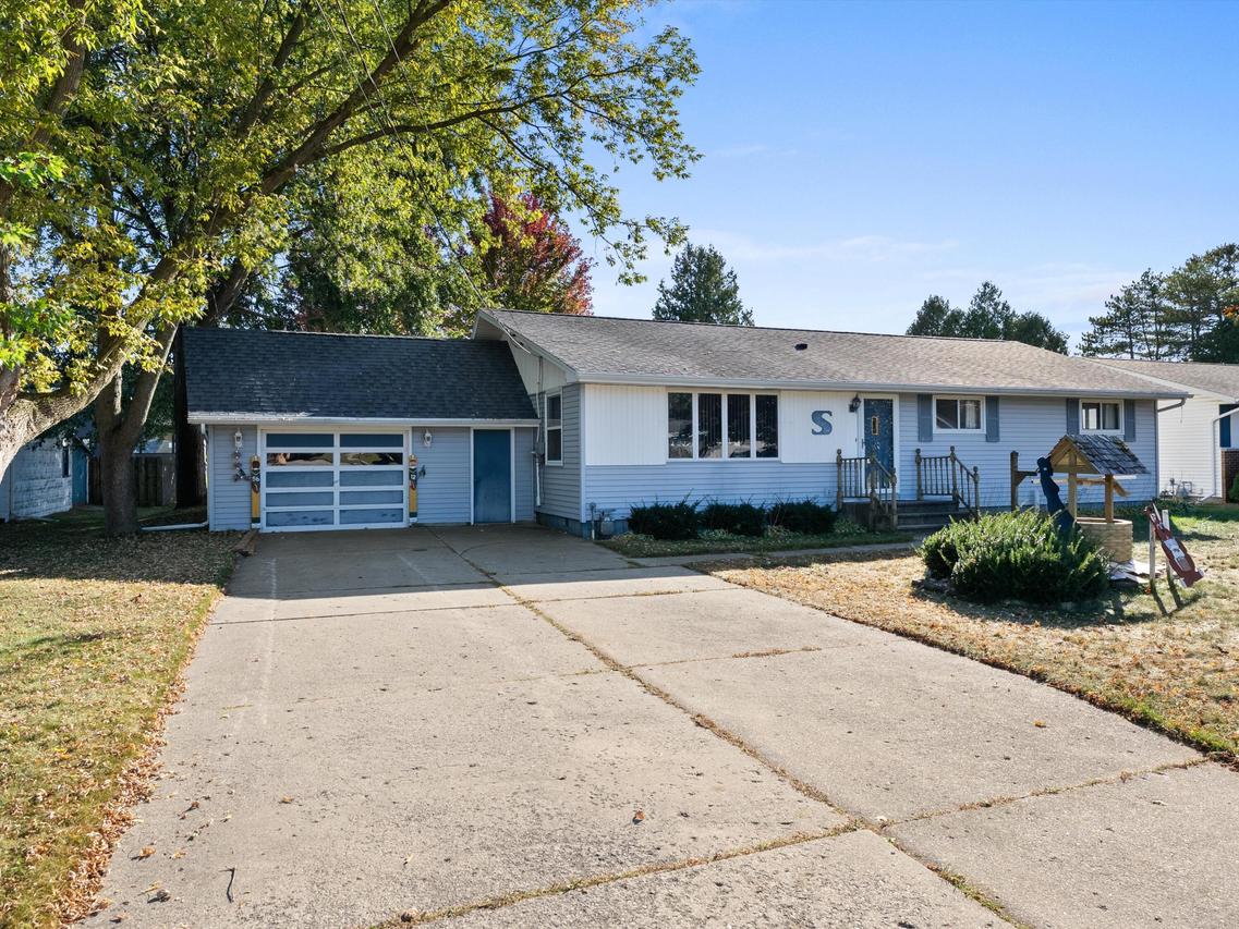 3107 45th St, Two Rivers, WI 54241