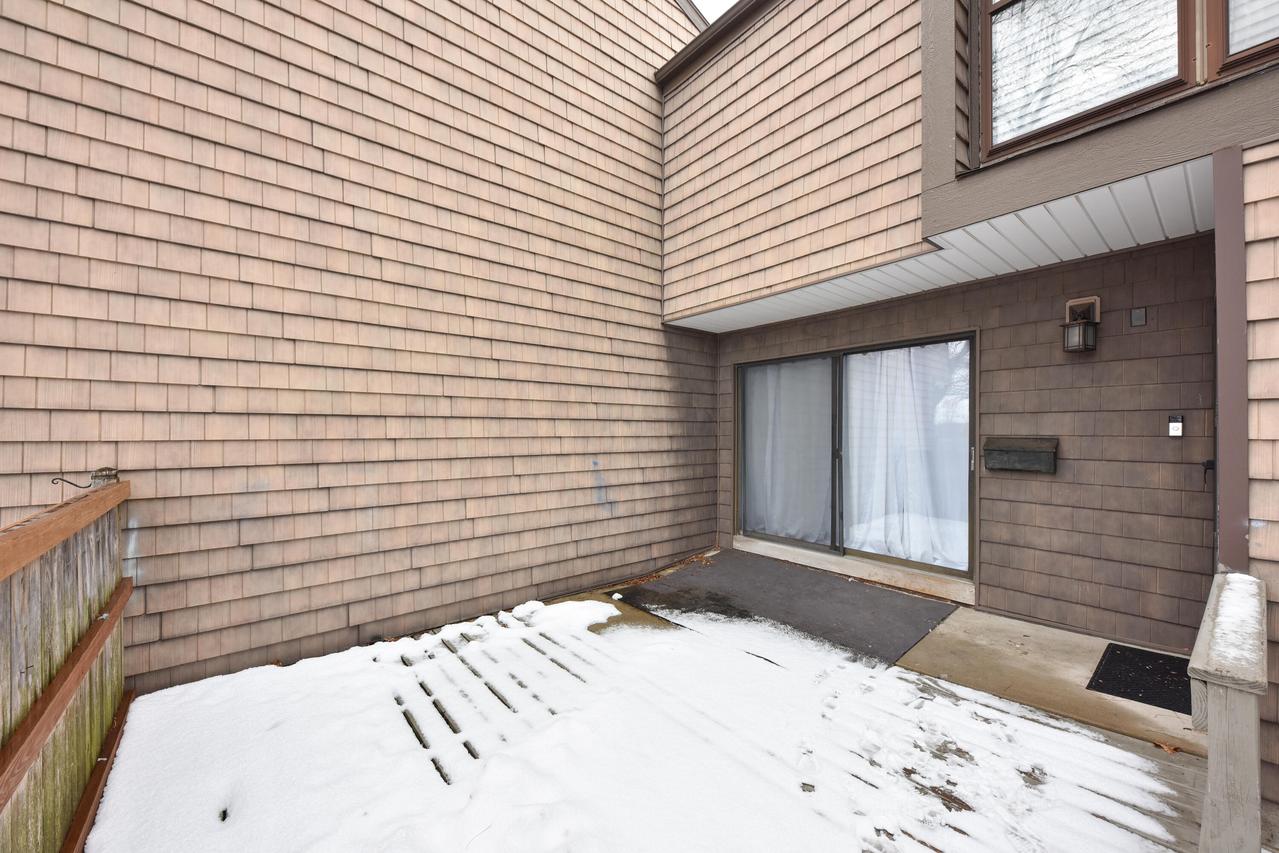 9294 N 70th St #3, Milwaukee, WI 53223