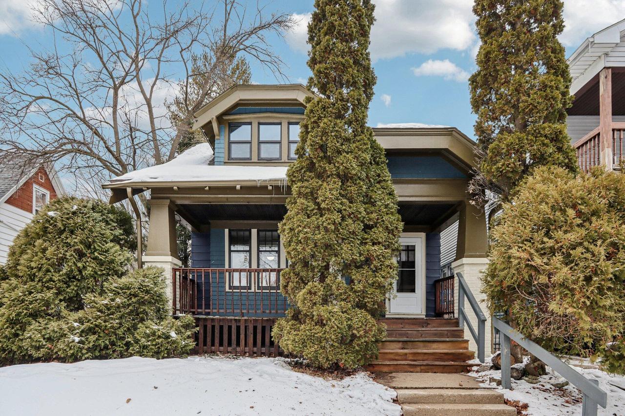 3421 N Fratney St, Milwaukee, WI 53212