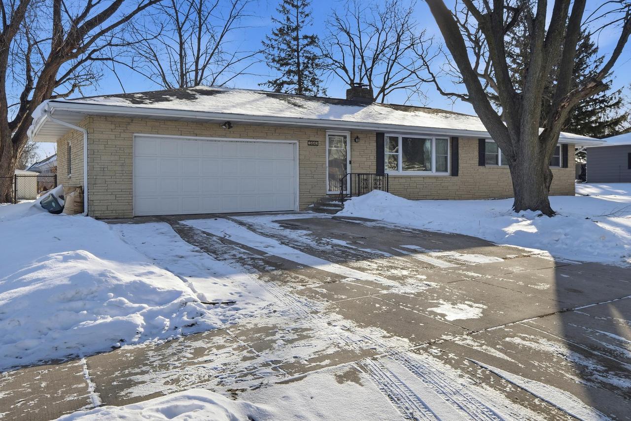 1443 Buena Vista, Sun Prairie, WI 53590
