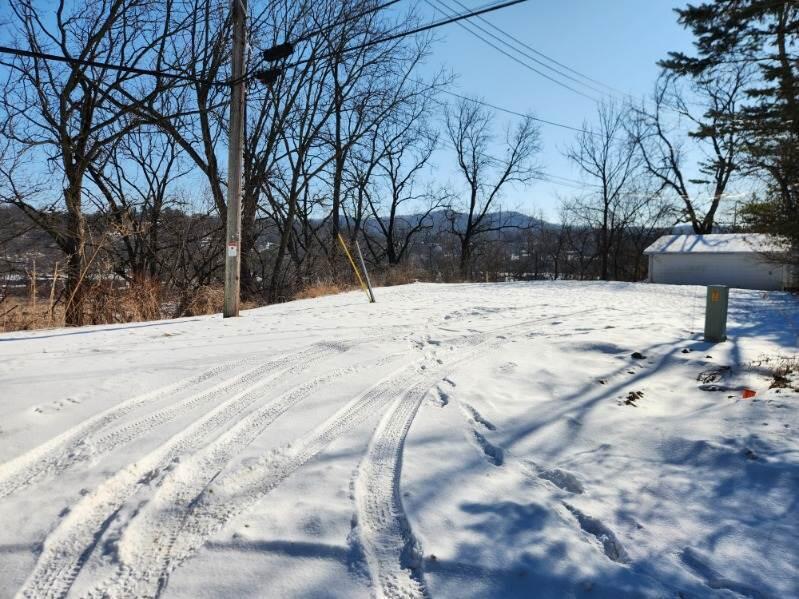 16822 S 5th St, Galesville, WI 54630