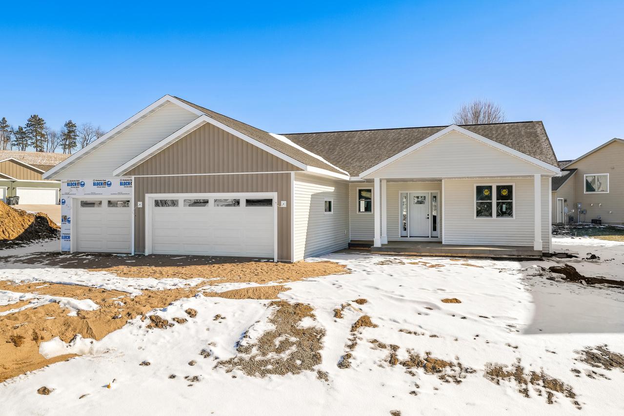 21594 Somerset Down Ln, Galesville, WI 54630