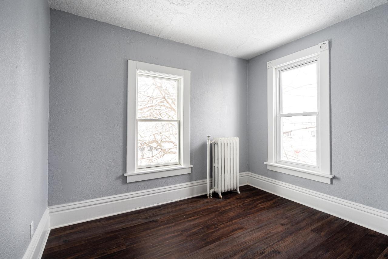 824 W Minnesota Ave, South Milwaukee, WI 53172