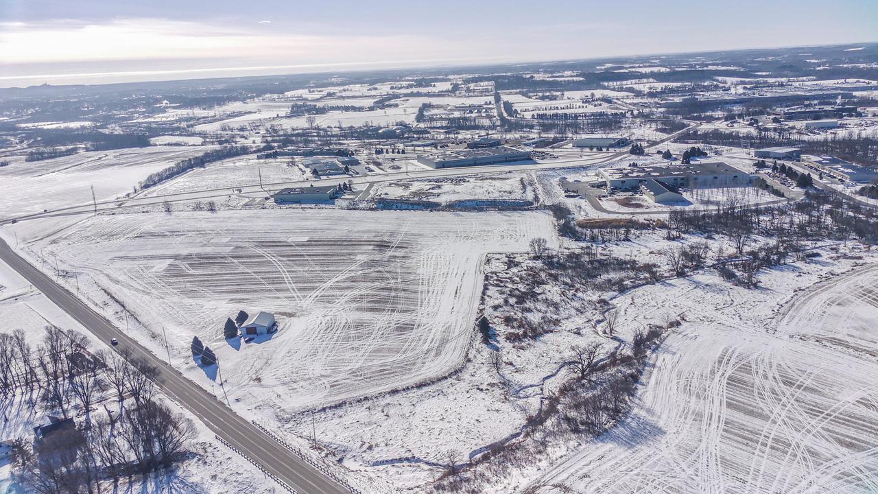 1885 W State St #1673, Hartford, WI 53027