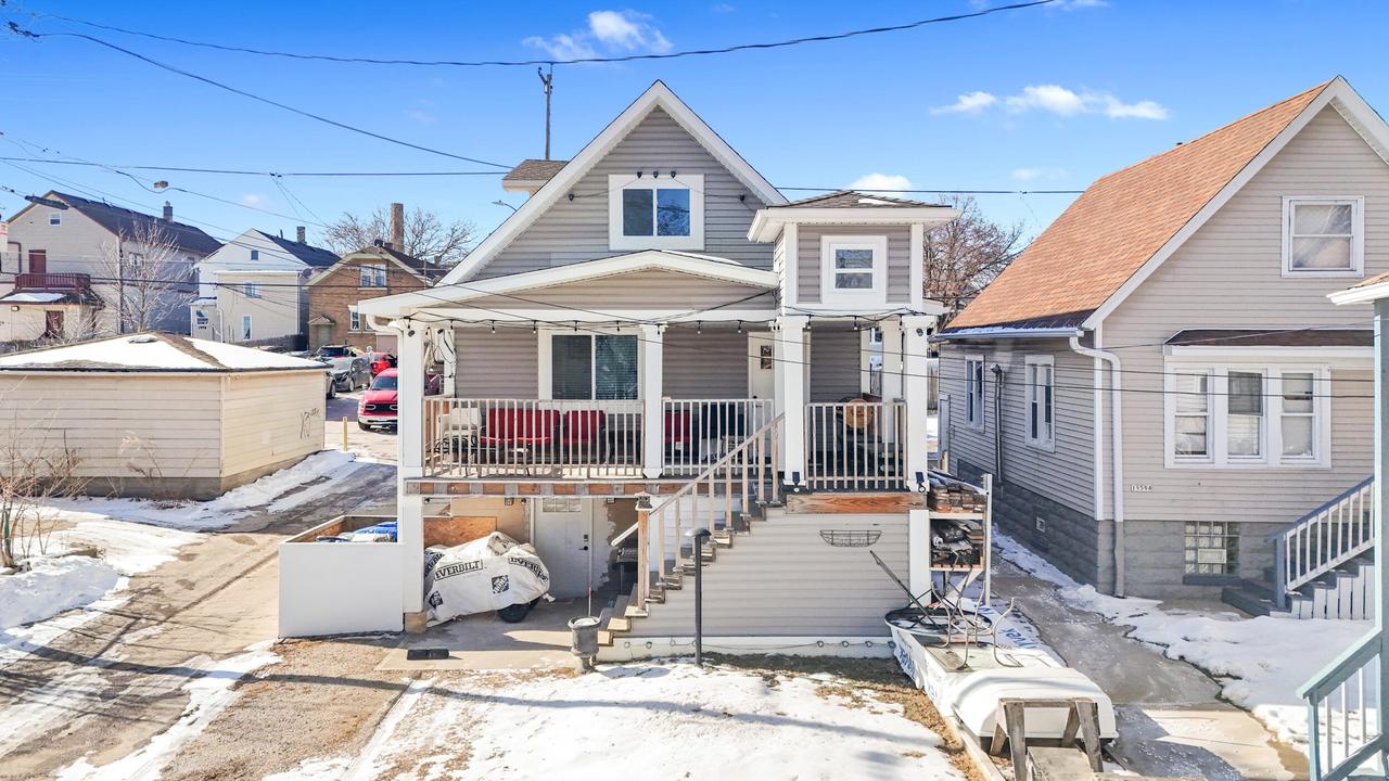 1963 S.  7th St, Milwaukee, WI 53207