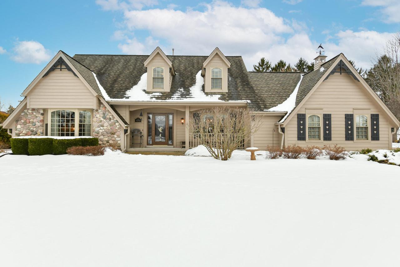 S74W14303 Settler Way, Muskego, WI 53150