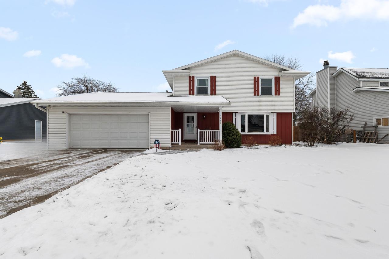 125 Parkway Ct, Fond Du Lac, WI 54935