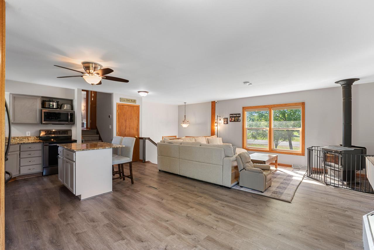 W165N10401 Wagon Trl, Germantown, WI 53022