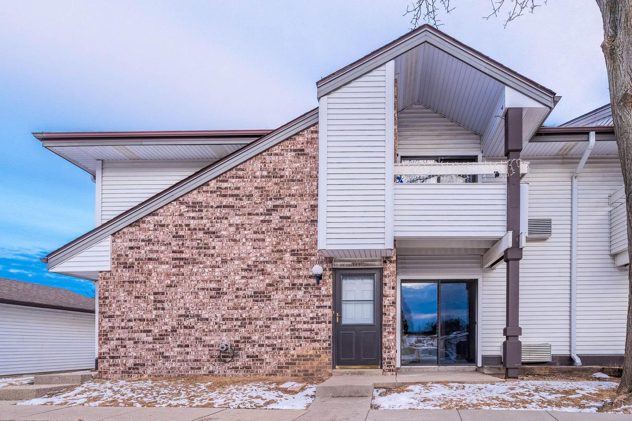 8491 N 107th St #4, Milwaukee, WI 53224