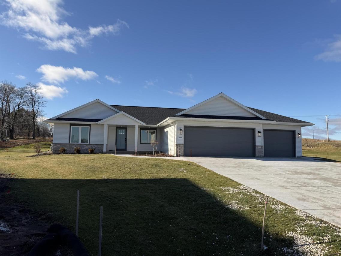 2857 Granite Ct, Sheboygan, WI 53081